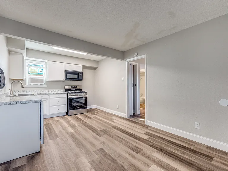 The Square Apartments — Photo 3