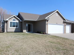 770 E Plantation Rd, Maize, KS 67101