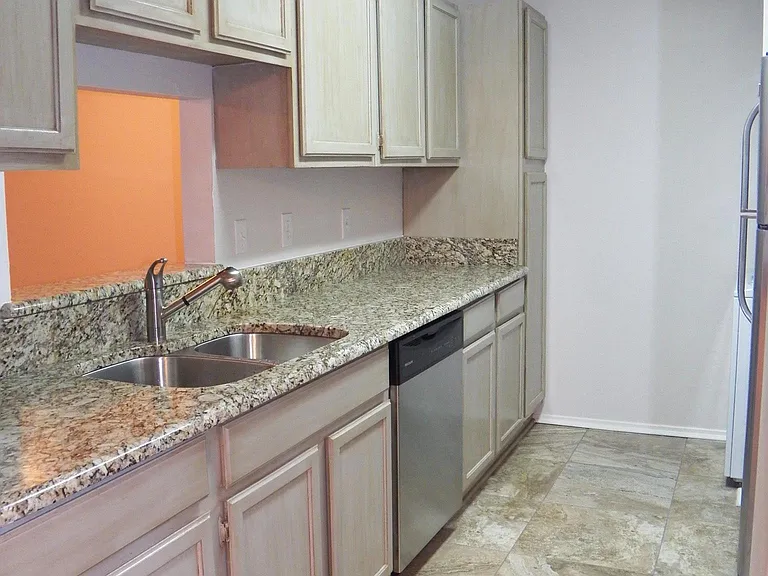 400 W South Town Dr #501 — Photo 13