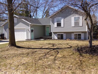 2901 Alson Dr NE, Grand Rapids, MI, 49505