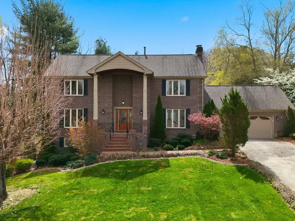 232 Roscommon Dr, Bristol, TN 37620