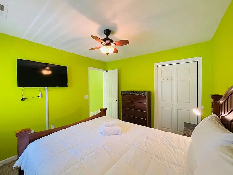 581 Blue River Ct #H — Photo 20