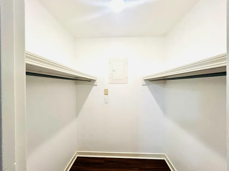 Walkin Closet