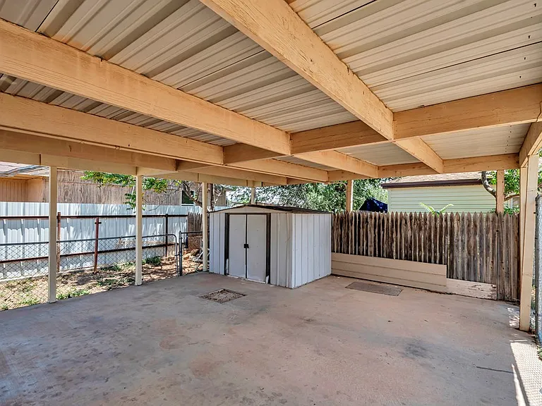 1707 College Ave — Photo 38