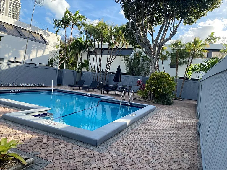 2180 Brickell Ave #7 — Photo 31