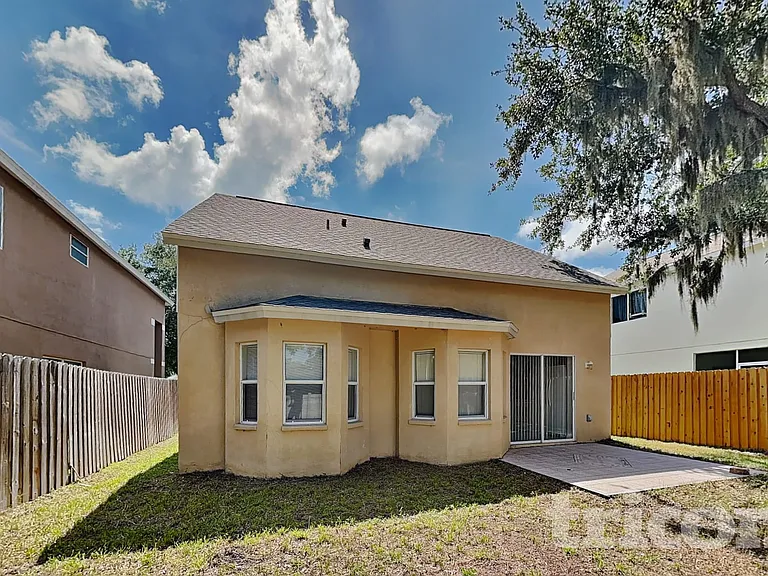 6739 Summer Haven Dr — Photo 16