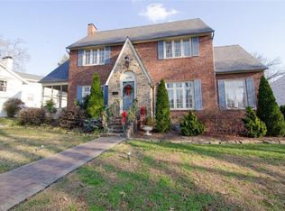 1202 Greenway Dr, High Point, NC 27262