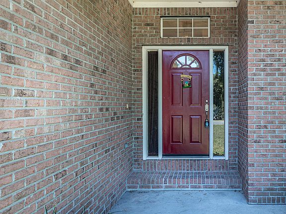 2nd image of 1213 Summerfield Ct