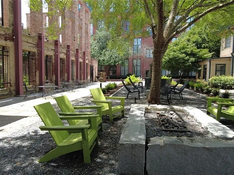 170 Boulevard SE #E221 — Photo 32