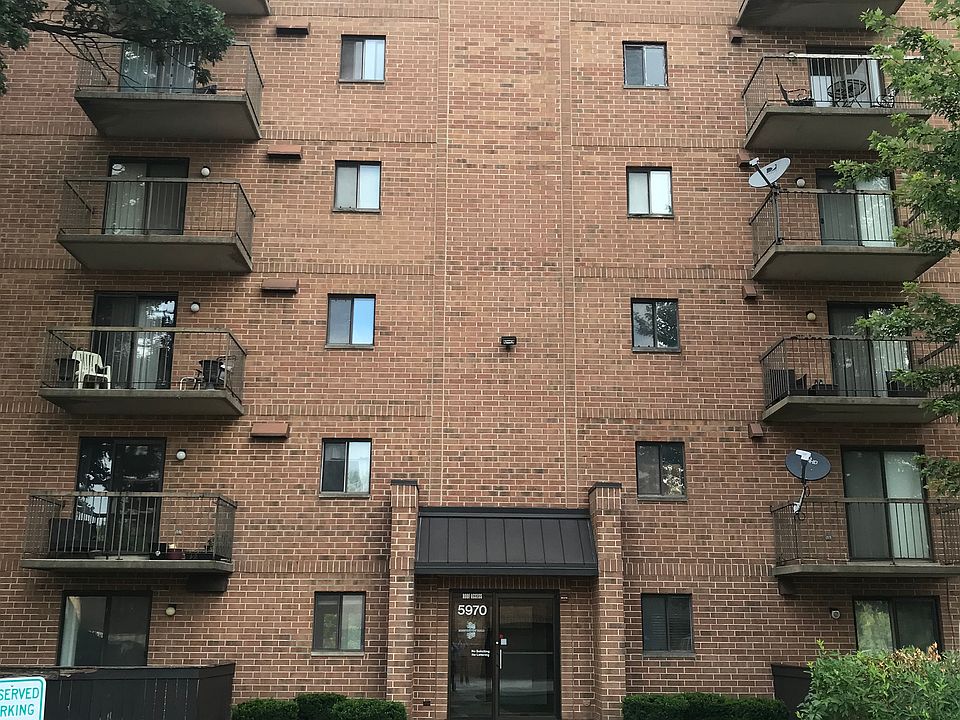1st image of 5970 Lake Bluff Dr Unit 102