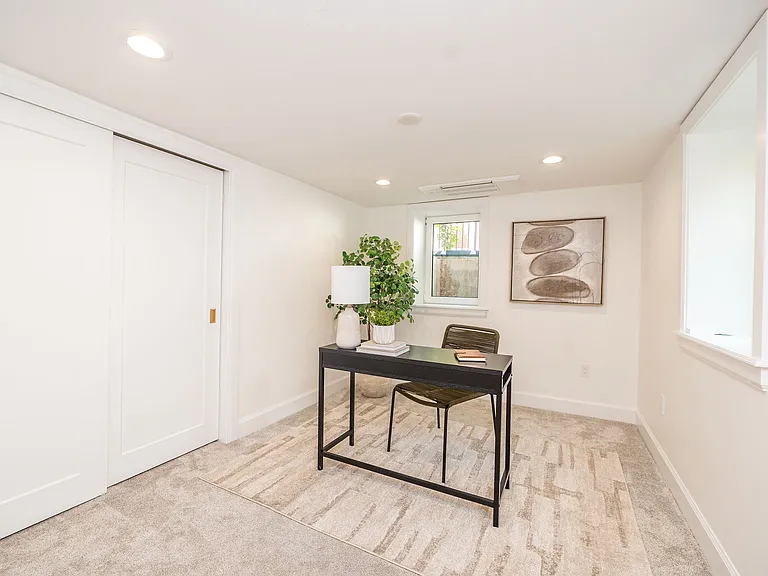2146 E Browning Ave #1 — Photo 8