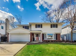 216 S Ridge Ave, Arlington Heights, IL 60005