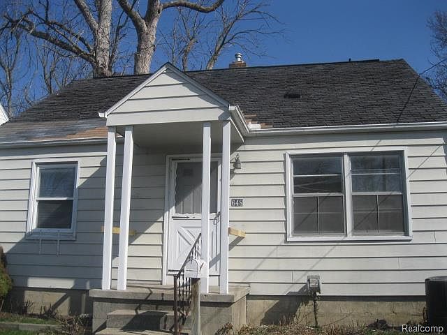 1st image of 648 Pettibone Ave