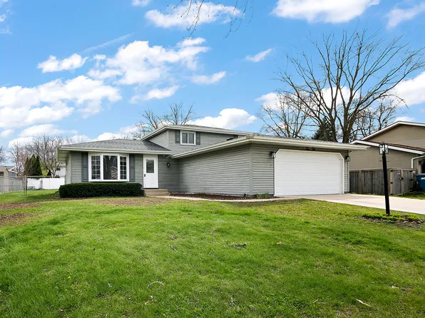 210 Kristina Dr, Bourbonnais, IL 60914
