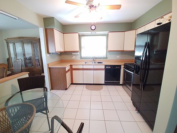 5th image of 339 E Parkside Ave