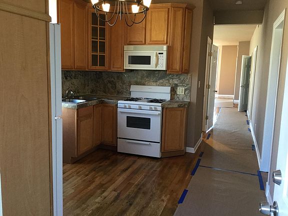 4th image of 3500 W McLean Ave #2