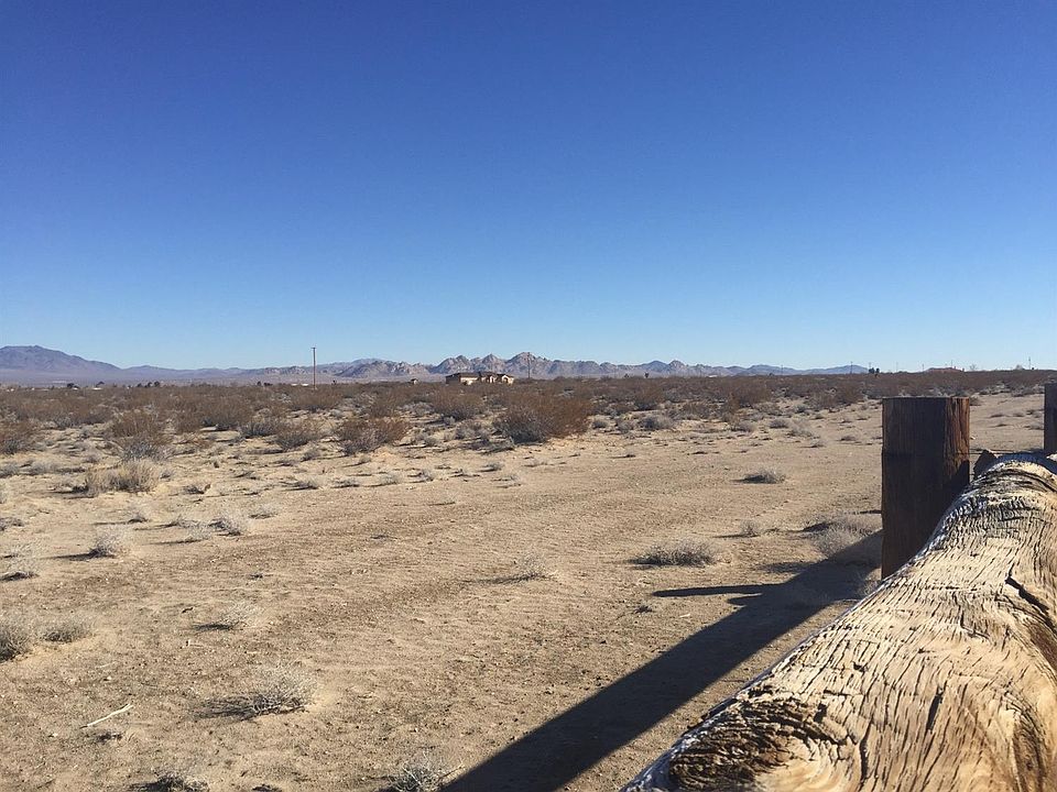 2nd image of Foothill Rd
