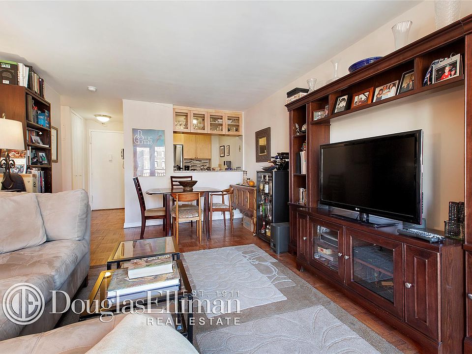 1st image of 201 W 70th St APT 17B