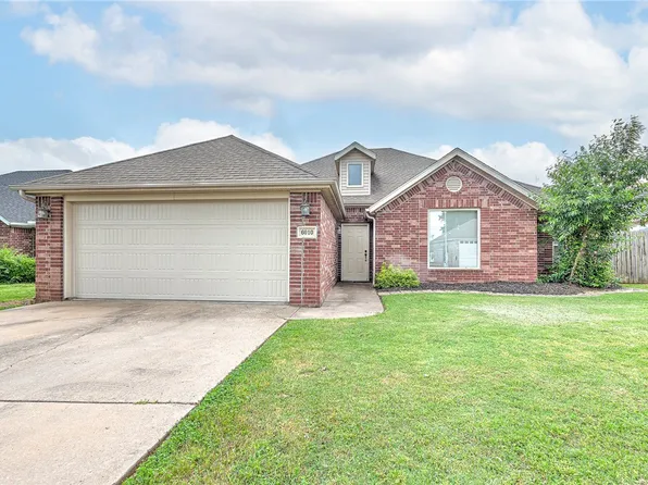 6010 S 36th St, Rogers, AR 72758