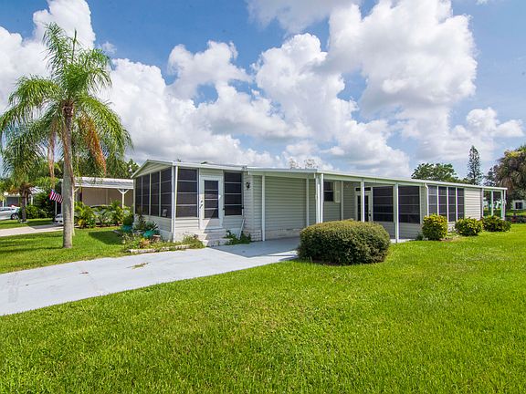 3rd image of 273 W Caribbean