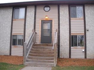 1460 Whispering Ct APT 4, Hastings, MN 55033