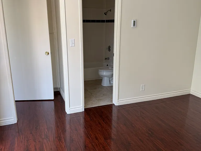 470 E Angeleno Ave — Photo 35