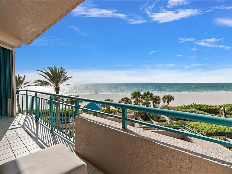 1560 Gulf Blvd #304 — Photo 19