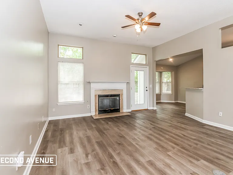 8544 Echoridge Ct — Photo 2