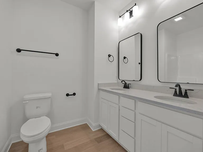 6579 Elizabeth Ann Way — Photo 22