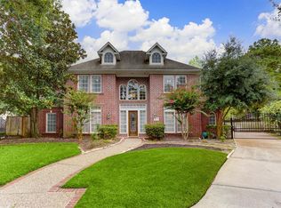 2318 Pinefield Ln, Houston, TX 77063