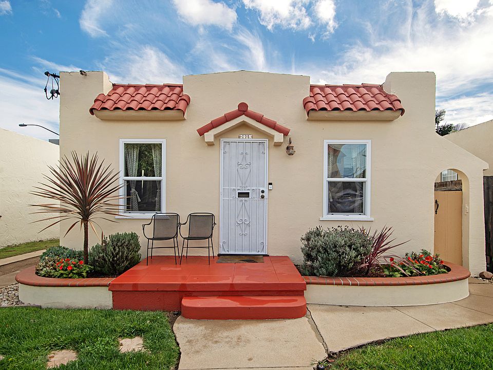 1st image of 3985 32nd St