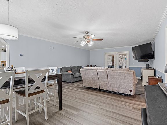 4th image of 3562 Calks Ferry Rd