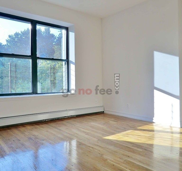 1st image of 246 Manhattan Ave APT 6B
