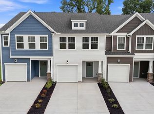 502 W Norvell Ct, Spartanburg, SC 29307