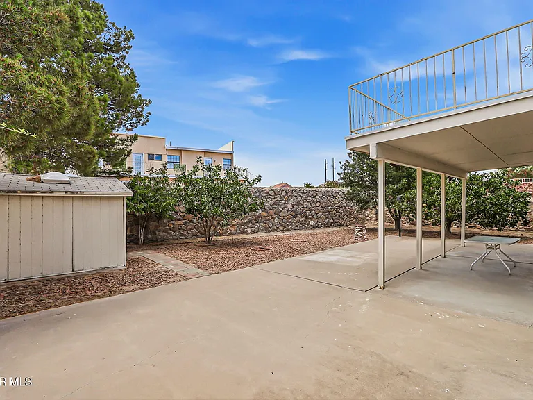 7765 Dianjou Dr — Photo 41