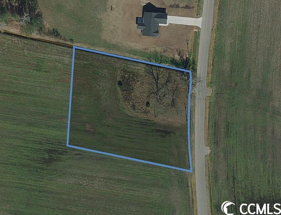 1st image of 4230 Woodlawn Dr.