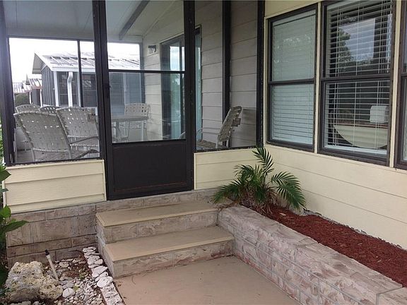 4th image of 16119 SW Indianwood Cir