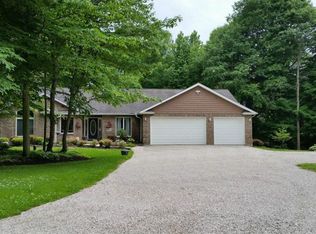 3190 River Glen Dr, Austinburg, OH 44010