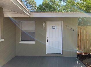 1023 Lake Palms Dr, Largo, FL 33771