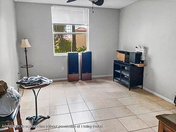 5th image of 780 S Sapodilla Ave APT 302