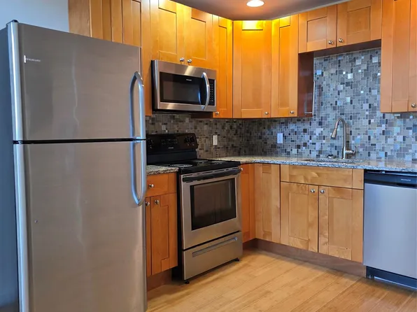 231 Reynolds Rd APT 9, Loch Sheldrake, NY 12759