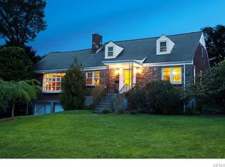 87 Briary Rd, Dobbs Ferry, NY 10522