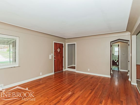 4th image of 2611 Pancoast Ave