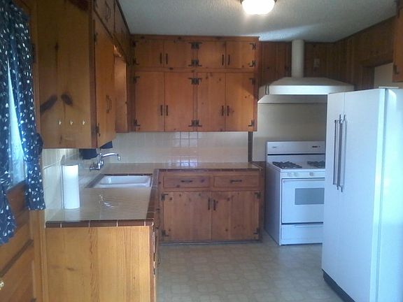 2nd image of 1800 Aggie Ln