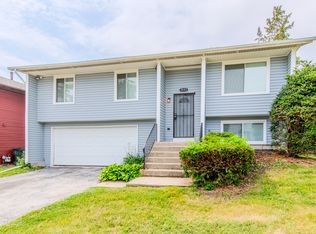 3553 Marseille Ln, Hazel Crest, IL 60429