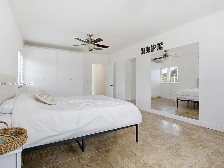 20401 SW 48th Pl — Photo 35
