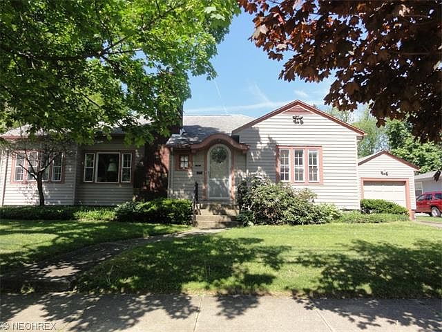 1st image of 62 Harcourt Dr