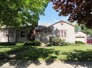 62 Harcourt Dr, Akron, OH 44313