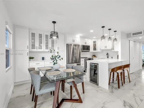 3042 Harwood Dr #3042-D, Deerfield Beach, FL 33442