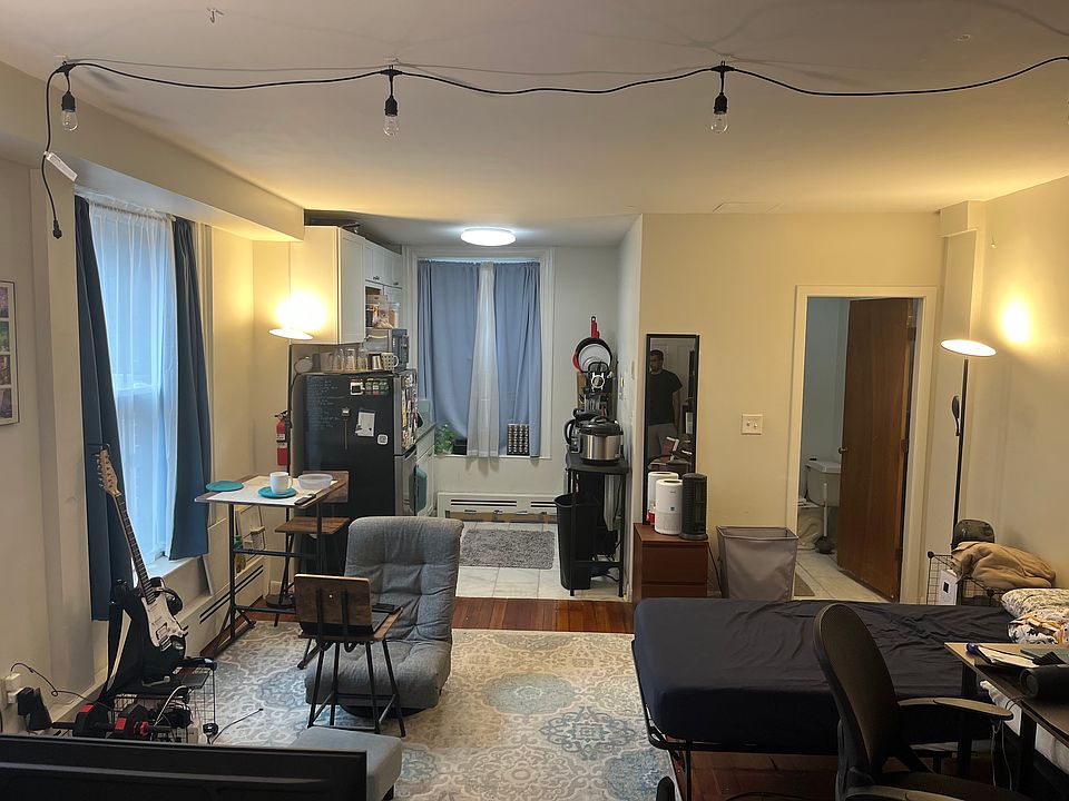 1st image of 311 Beacon St APT 3
